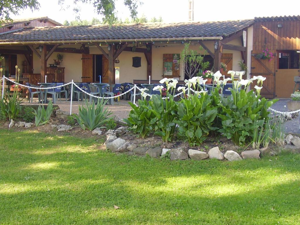 Camping " Le Grun De Chignore" Vollore-Ville Ngoại thất bức ảnh